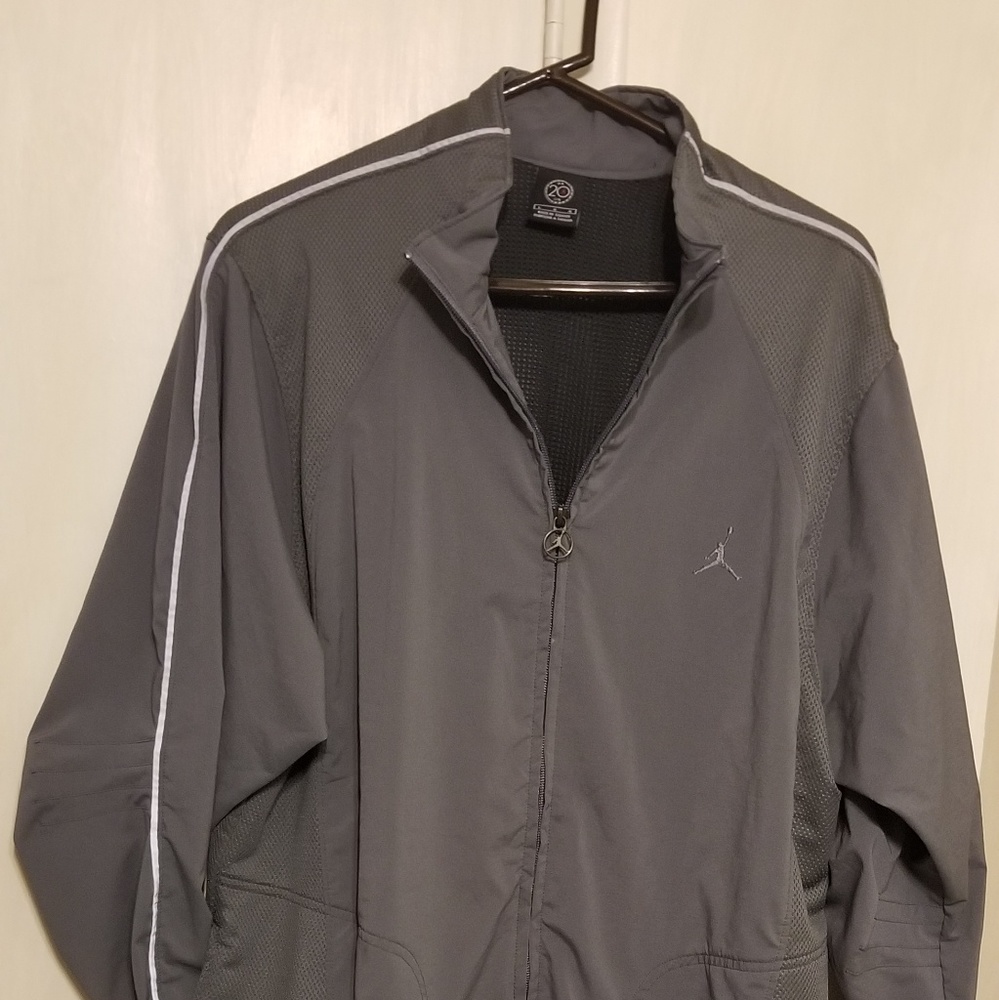 Air Jordan 85- 05 20th anniversary jacket size L